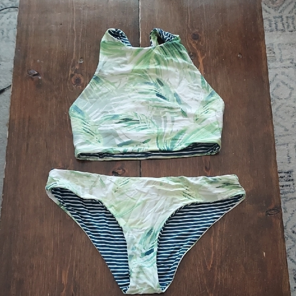 Carve Designs Green Leaf Print Bikini Set Medium